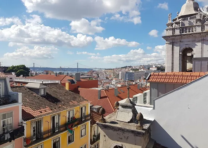 Perfectly Located In Santa Catarina - Bairro Alto Lisboa